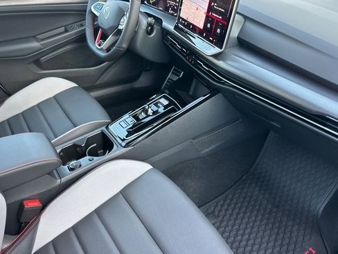 New 2025 Volkswagen GTI SE image 14