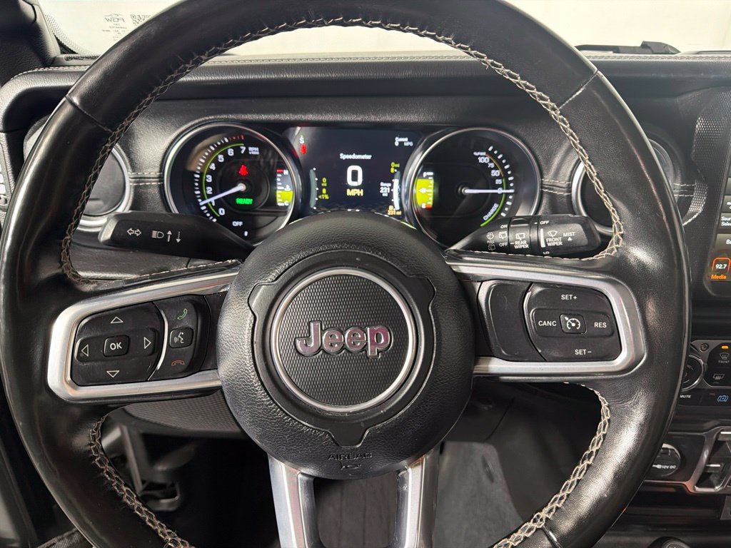 Used 2022 Jeep Wrangler Unlimited Sahara w/ Cold Weather Group AWD/4WD image 13