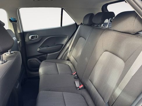 New 2026 Hyundai Venue SE image 17