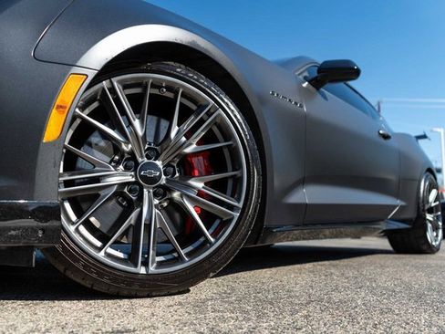 Used 2024 Chevrolet Camaro ZL1 image 2