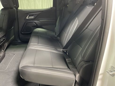 New 2025 Chevrolet Silverado EV LT image 20