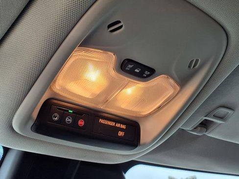 Used 2023 Chevrolet TrailBlazer LT w/ Convenience Package image 14