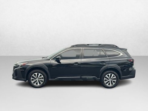 Used 2023 Subaru Outback Premium AWD/4WD image 2