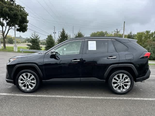 Used 2019 Toyota RAV4 Limited w/ Advanced Technology Package AWD/4WD image 2