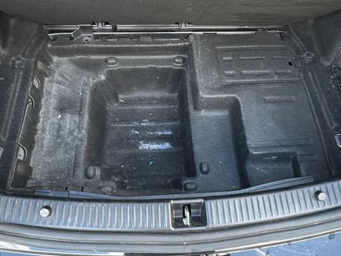 Used 2018 Mercedes-Benz C 300 4MATIC Sedan image 17