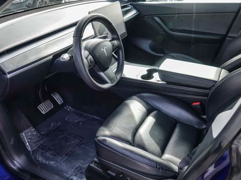 Used 2021 Tesla Model Y 2WD image 15