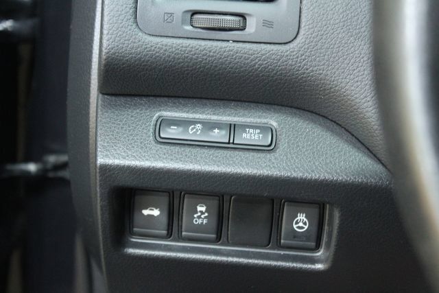 Used 2018 Nissan Altima 2.5 SV FWD image 15