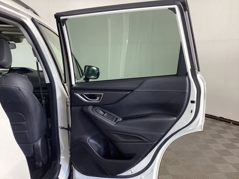 Used 2019 Subaru Forester Touring AWD/4WD image 11
