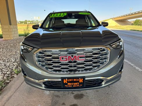 Used 2018 GMC Terrain Denali w/ Driver Alert Package II FWD image 8