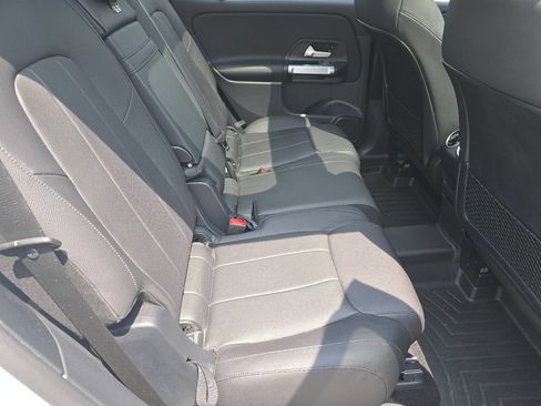 Certified 2023 Mercedes-Benz GLB 250 4MATIC image 21
