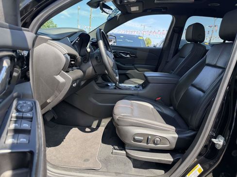 Certified 2023 Chevrolet Traverse RS AWD/4WD image 10