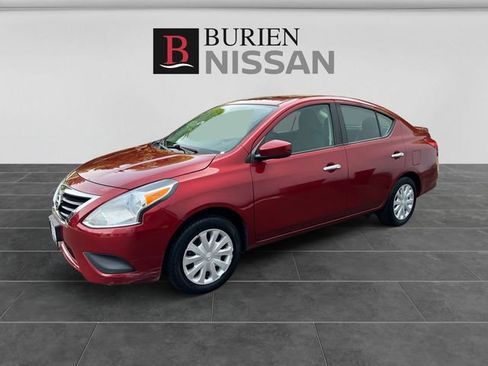 Used 2019 Nissan Versa SV FWD image 1