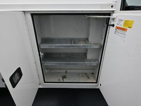 Used 2017 Chevrolet Express 3500 image 45