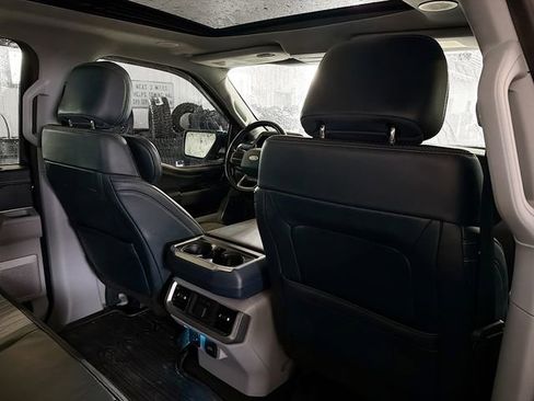 Used 2021 Ford F150 Limited image 11