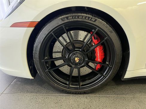 Certified 2023 Porsche 911 Carrera 4 GTS image 10
