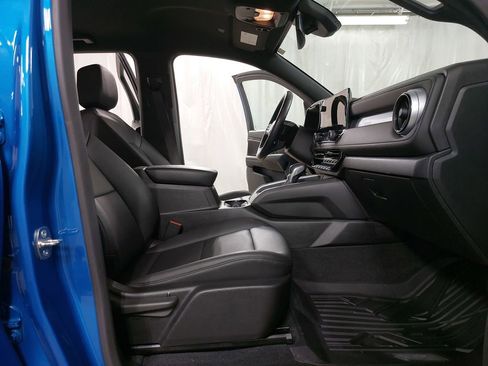 Certified 2023 Chevrolet Colorado LT w/ LT Convenience Package III image 13