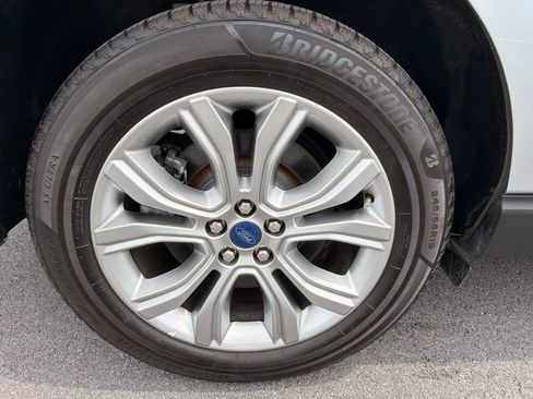Used 2022 Ford Edge Titanium AWD/4WD image 33