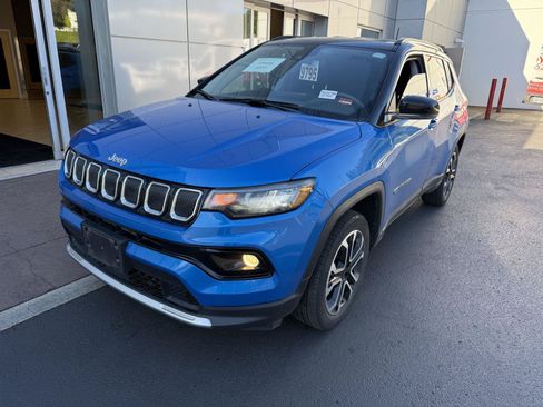 Used 2022 Jeep Compass Limited AWD/4WD image 1