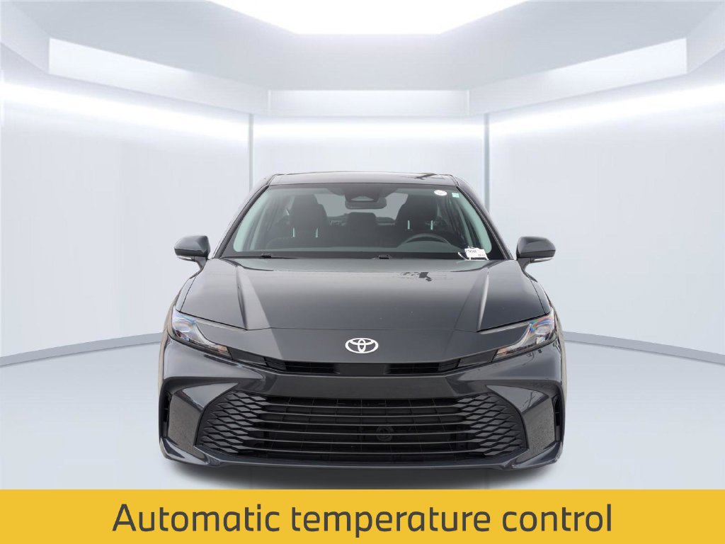 Used 2025 Toyota Camry LE w/ Convenience Package FWD image 11
