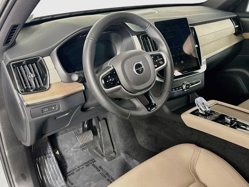 Used 2026 Volvo XC90 T8 Plus w/ Protection Package AWD/4WD image 9