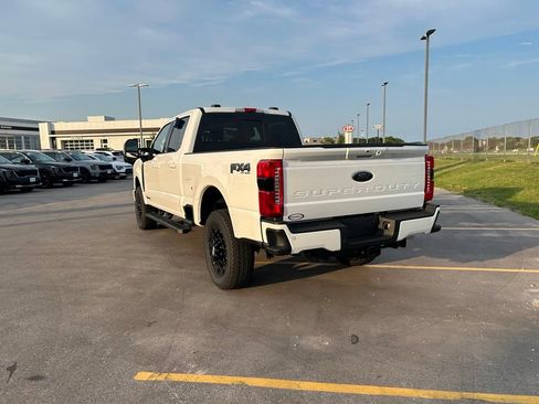 New 2026 Ford F250 Lariat w/ Black Appearance Package AWD/4WD image 8