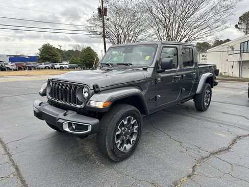 New 2026 Jeep Gladiator Sahara image 7