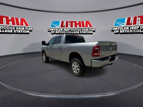 Used 2024 RAM 2500 Laramie AWD/4WD image 6