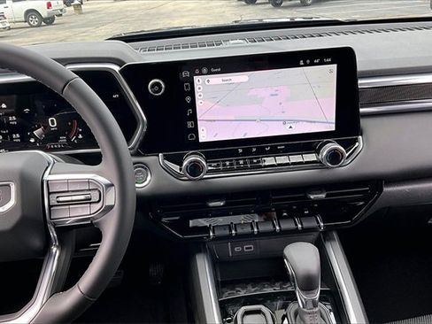 New 2026 GMC Canyon Elevation w/ Convenience Package image 7