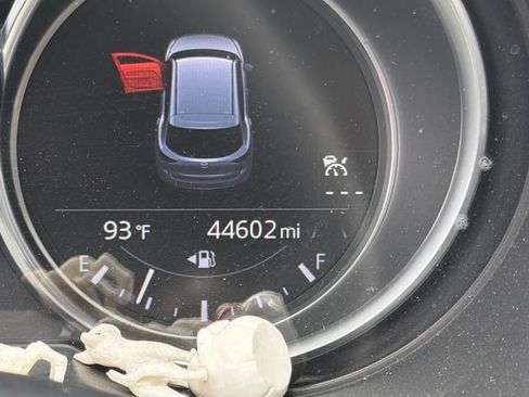 Used 2018 MAZDA CX-5 Touring w/ Preferred Equipment Package FWD image 5