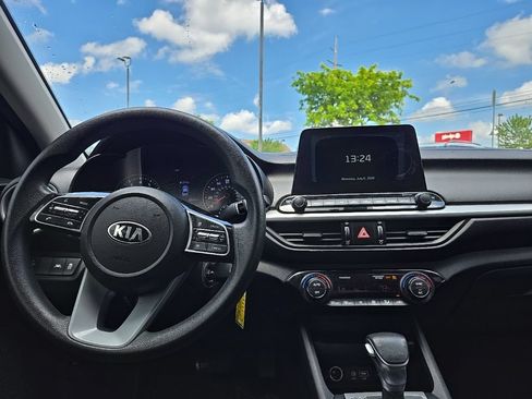 Used 2019 Kia Forte Sedan FWD image 30