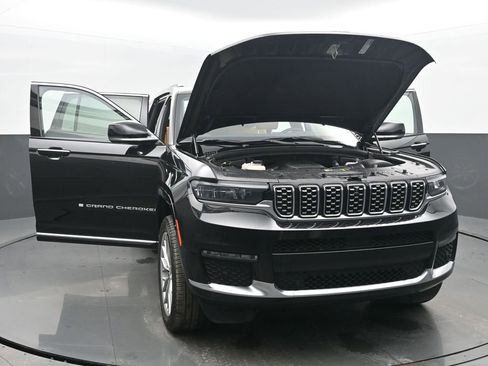 Used 2024 Jeep Grand Cherokee L Summit image 56