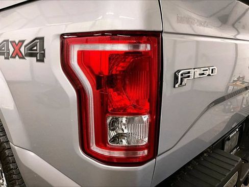 Used 2017 Ford F150 XLT AWD/4WD image 28