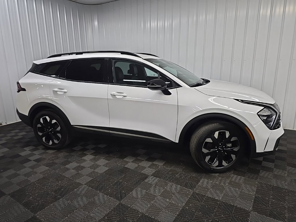 Used 2023 Kia Sportage X-Line AWD/4WD image 1