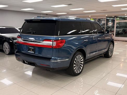 Used 2018 Lincoln Navigator Reserve w/ Technology Package AWD/4WD image 4