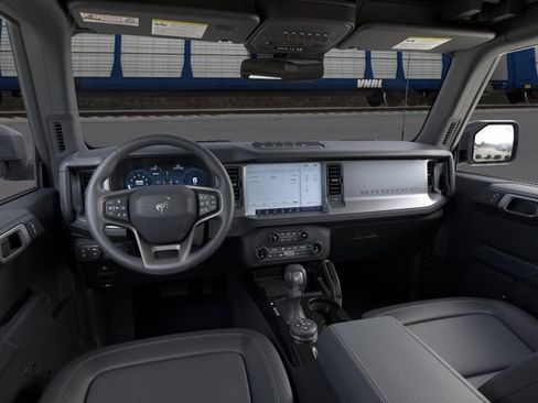 New 2026 Ford Bronco Badlands AWD/4WD image 9