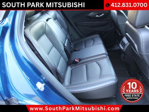 Used 2021 GMC Terrain SLT w/ Infotainment Package II AWD/4WD image 16