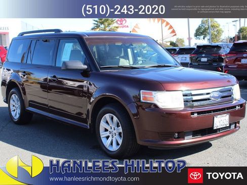 Used 2010 Ford Flex SE image 5
