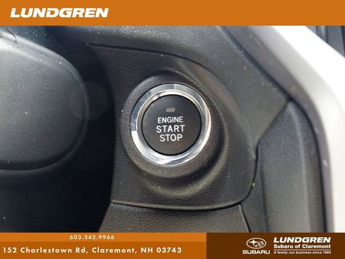 Used 2022 Subaru Ascent Premium w/ Convenience Package image 32