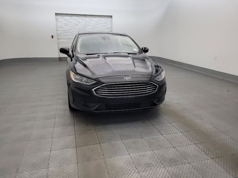 Used 2020 Ford Fusion SE FWD image 14