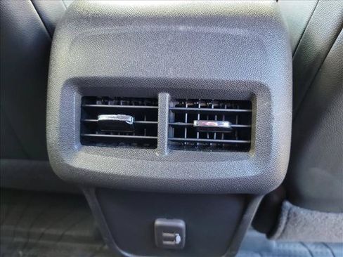Used 2023 Chevrolet Equinox RS w/ LPO, Floor Liner Package FWD image 16