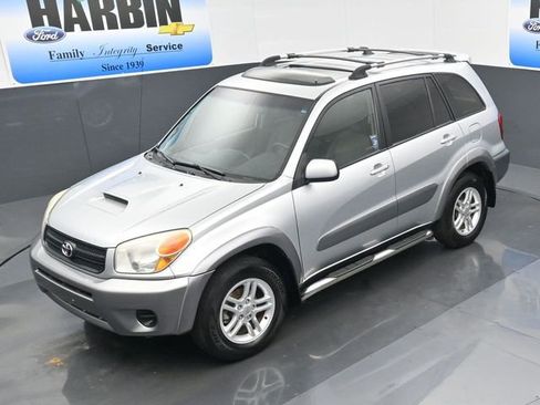 Used 2004 Toyota RAV4 2WD w/ Sport Pkg image 21