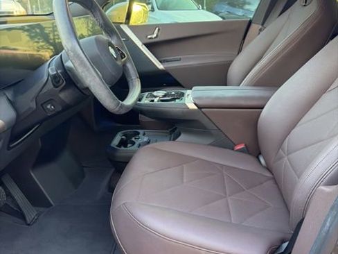 Used 2026 BMW iX xDrive45 w/ Premium Package AWD/4WD image 11
