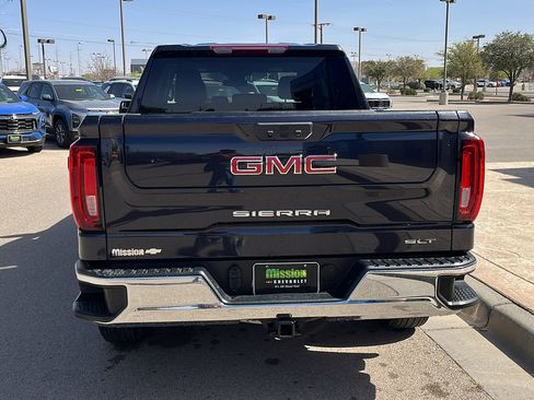 Used 2025 GMC Sierra 1500 SLT image 7