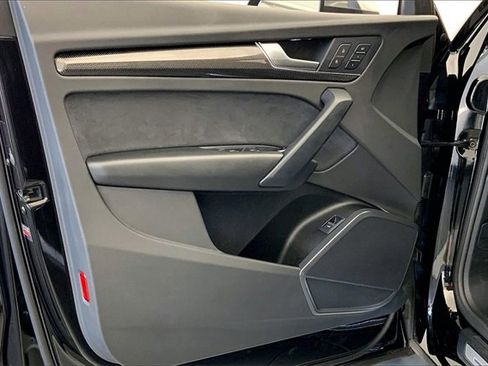 Certified 2022 Audi SQ5 Premium image 23