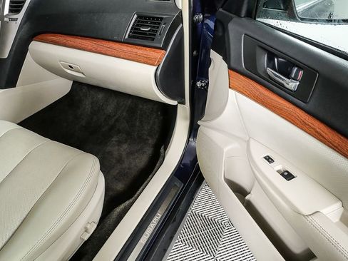 Used 2014 Subaru Outback 2.5i Limited image 27