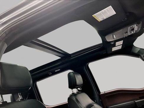 Used 2023 Ford F150 Lariat w/ Equipment Group 502A High image 4