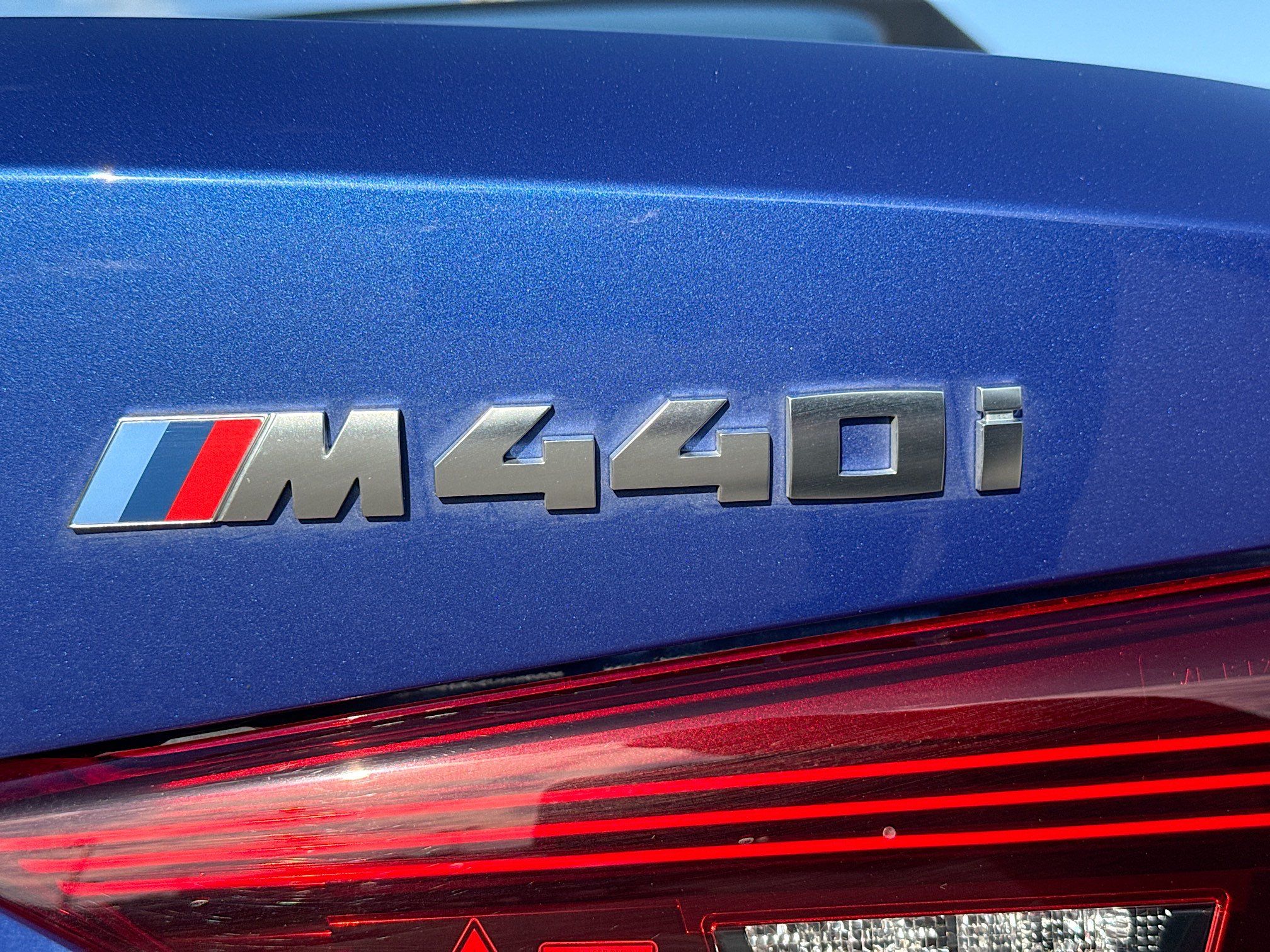 Used 2025 BMW M440i Convertible RWD image 11