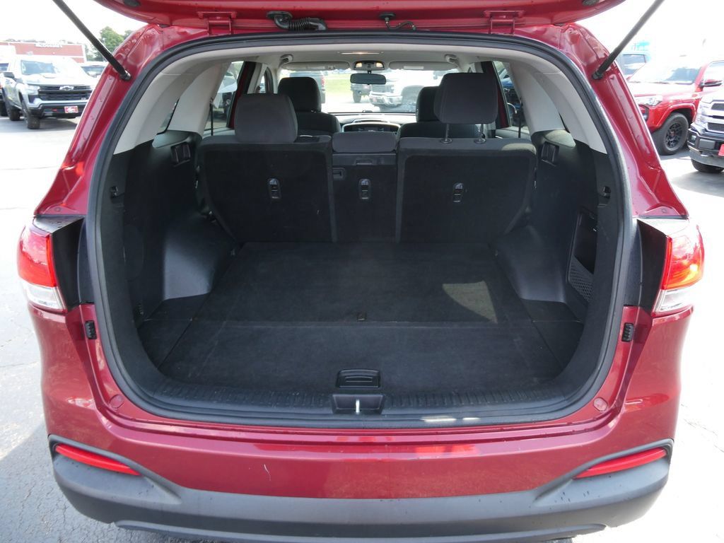 Used 2017 Kia Sorento AWD image 17