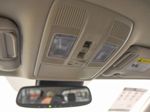 Used 2023 MAZDA CX-9 Touring image 28