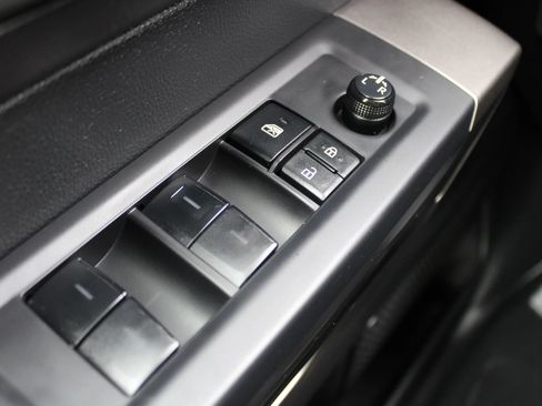 Used 2022 Toyota Tundra SR5 w/ SR5 Premium Package AWD/4WD image 23